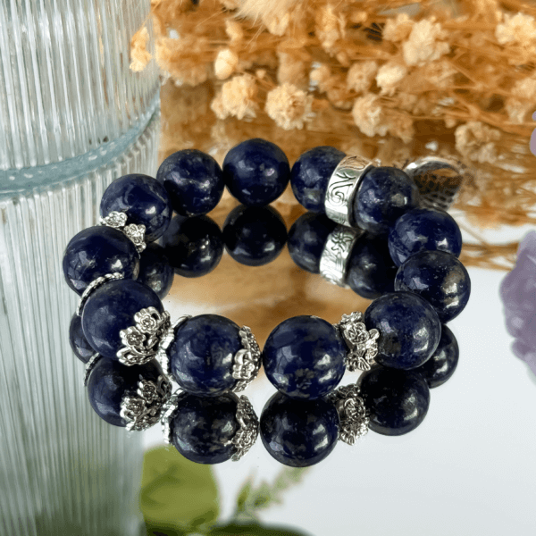 Lapis Lazuli Crystal Bead Bracelet with Silver Flower Spacers