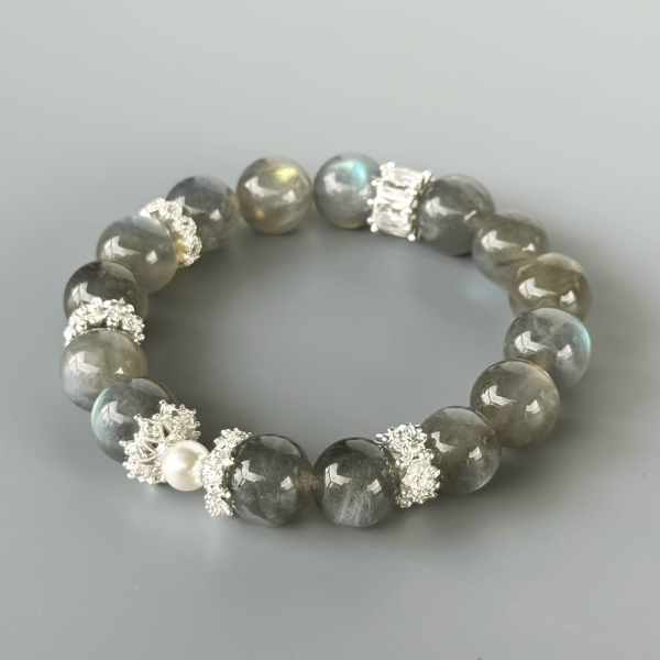 Labradorite crystal bead bracelet with pearl and silver accents.
