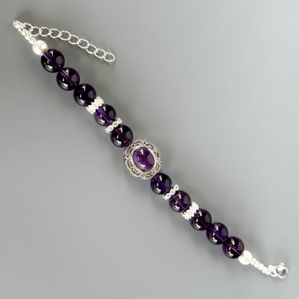 Close-Up Uruguayan Amethyst Bead Bracelet