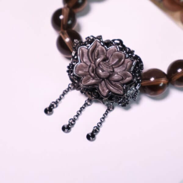 Tea Crystal Bead Bracelet - Pure and Natural Design
